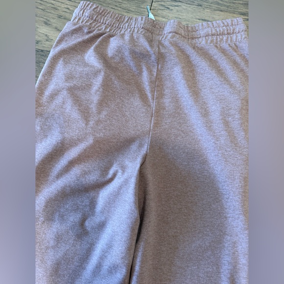 Vuori Nutmeg Heather Halo Wide Leg Pants - Picture 6 of 7